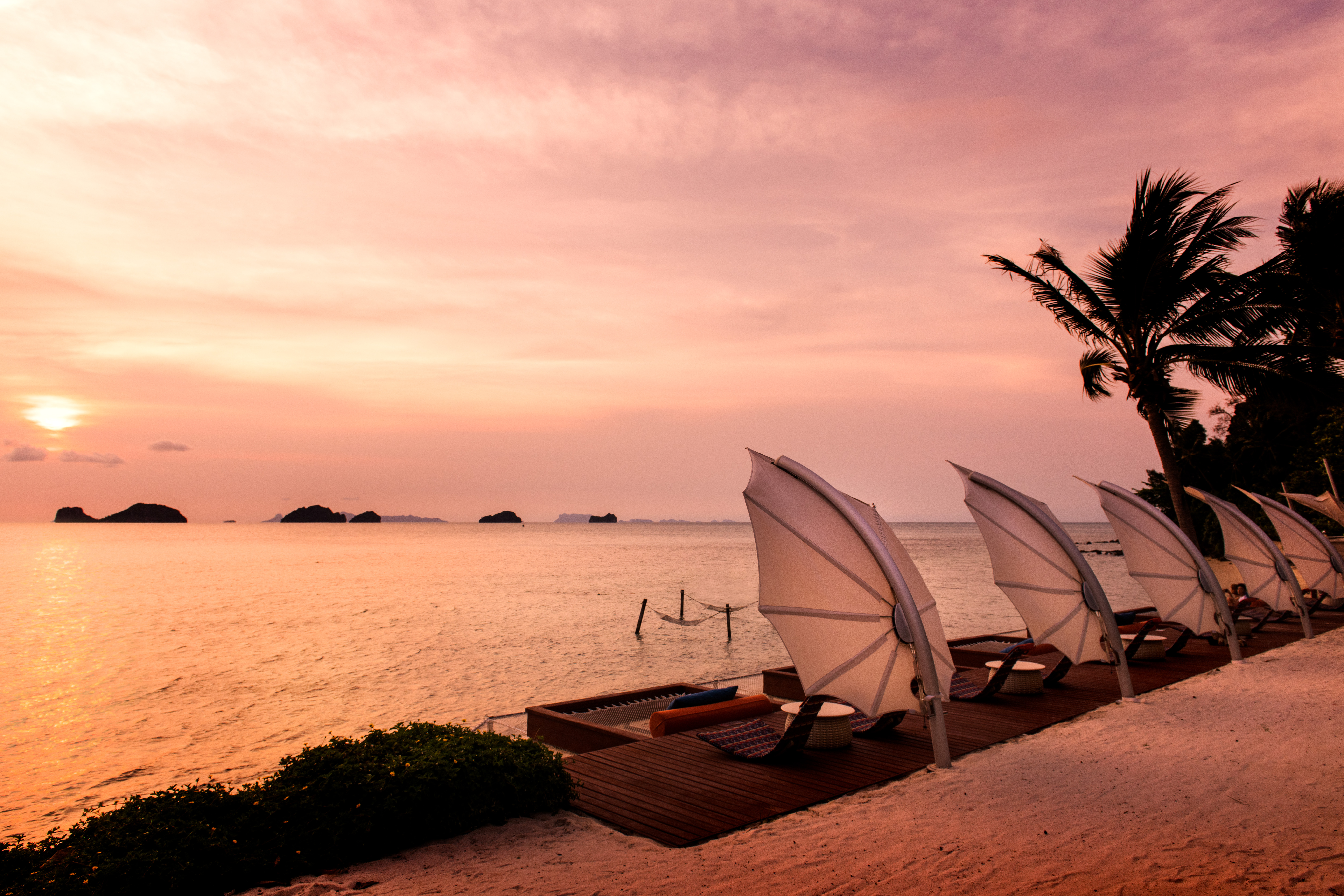 Icarus design umbrella Conrad Thailand.jpg