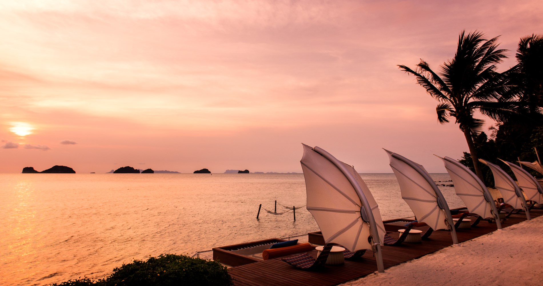 Icarus design umbrella Conrad Thailand.jpg