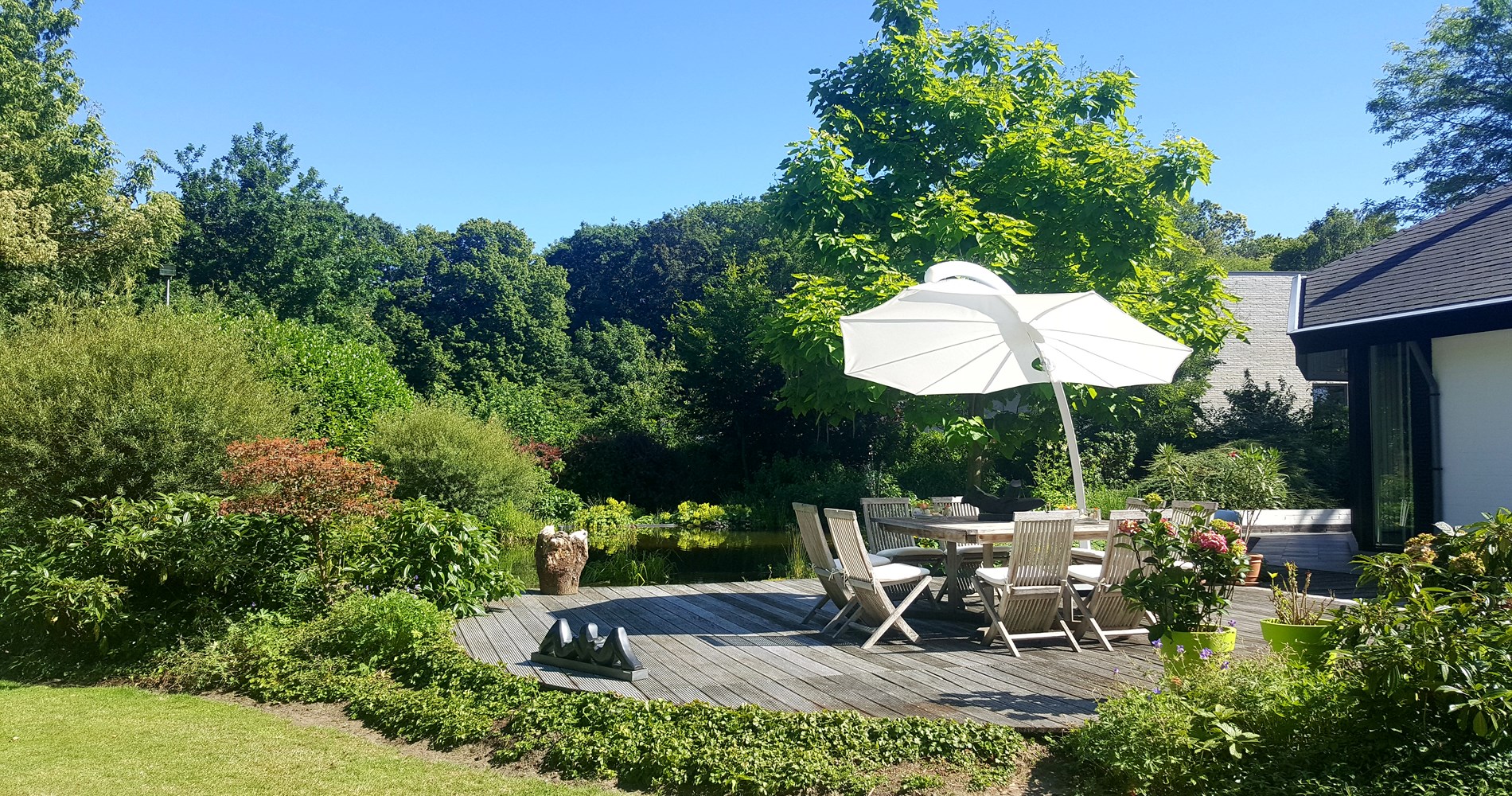 Icarus design umbrella residential project BelgiumHR1.jpg