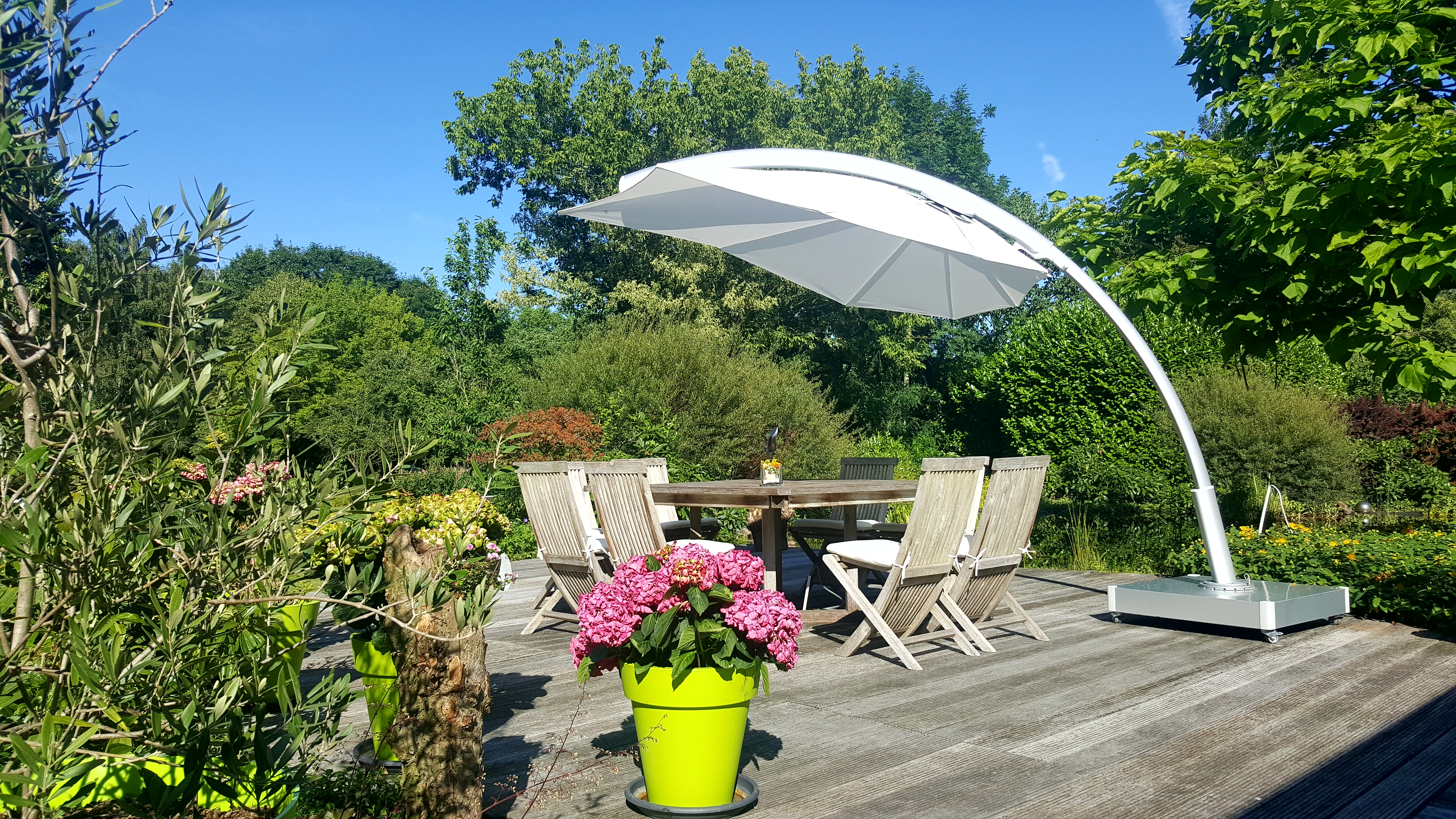 Icarus design umbrella residential project BelgiumHR2.jpg