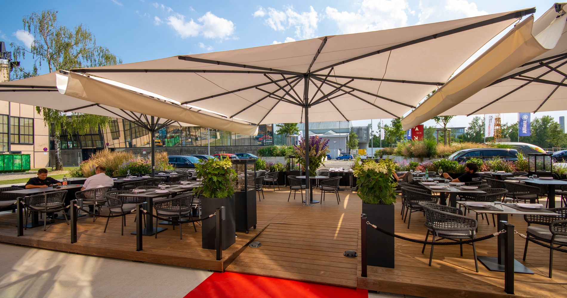 Restaurant_Waca_Motorworld_Muenchen_2021_ALBATROS_03.jpg