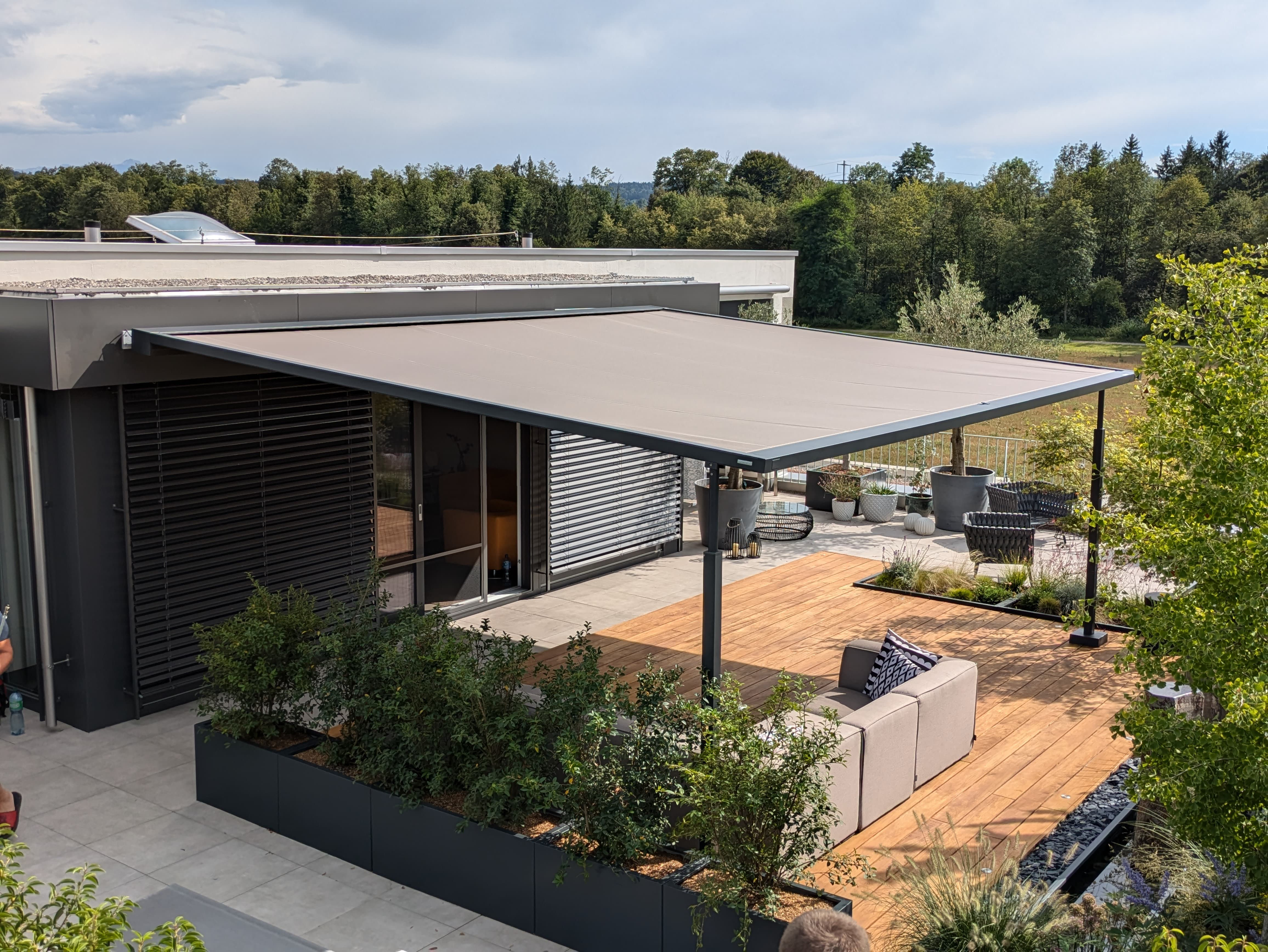 mx pergola style Ref Bürglen CH eab91 202408.jpg