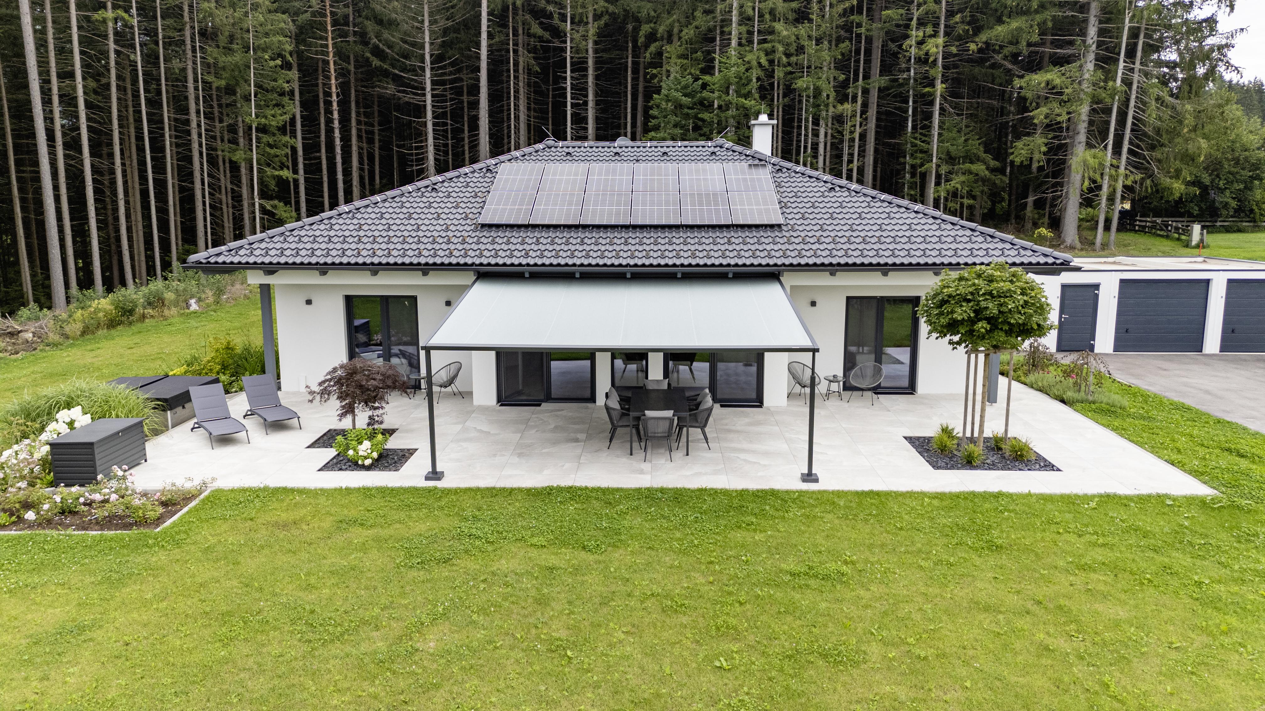 mx pergola style Ref Mitterberg AT 5 202408.jpg